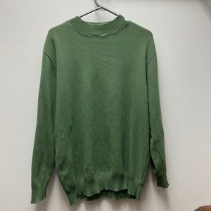 Green crew neck sweater
